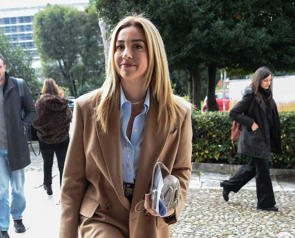 La Salis scalpita e fa le scarpe alla Schlein