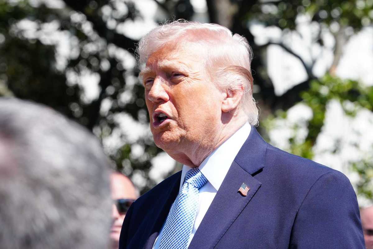 Ultimatum di Trump agli ayatollah: «Senza accordi torno a bombardarvi»