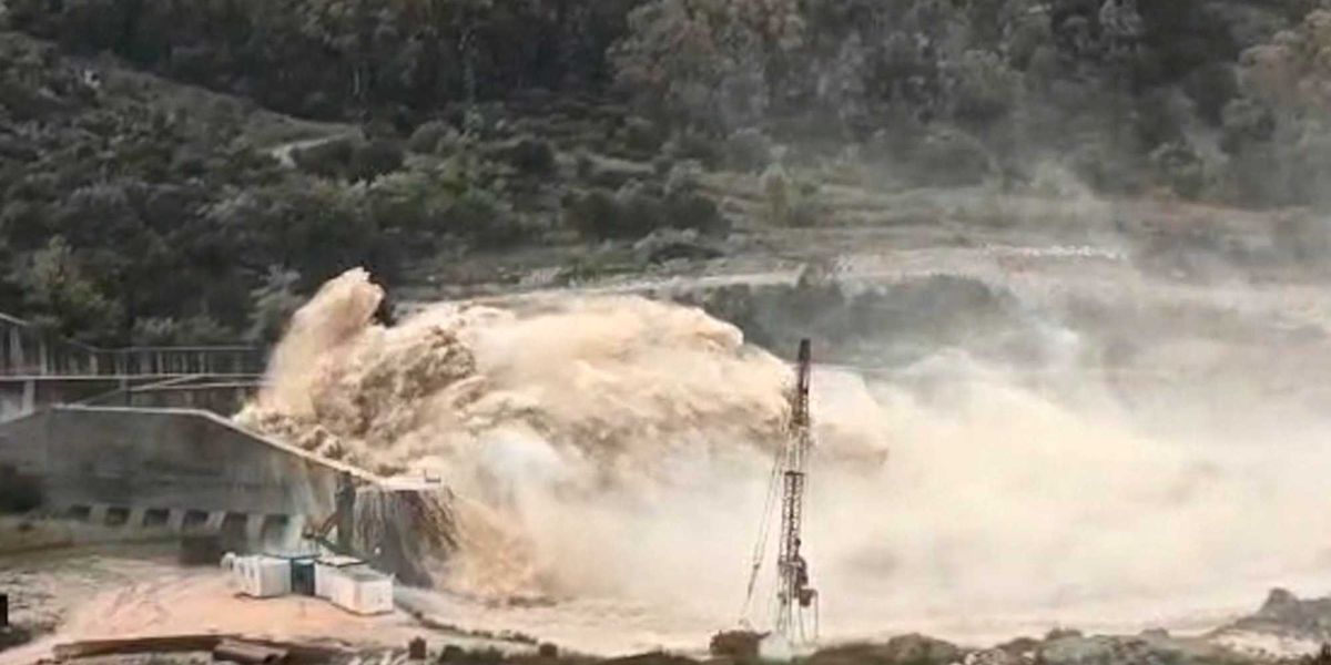 al centro sud sversano in mare l8217acqua raccolta negli invasi da Laverita.info al centro sud sversano in mare l8217acqua raccolta negli invasi