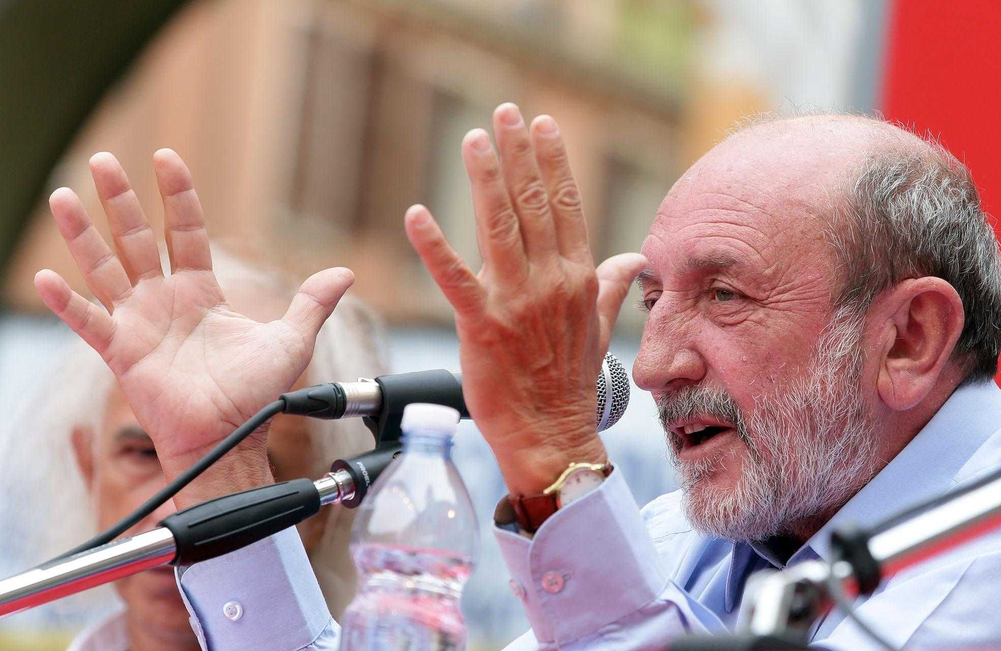 Maestro progressista con le idee degli altri