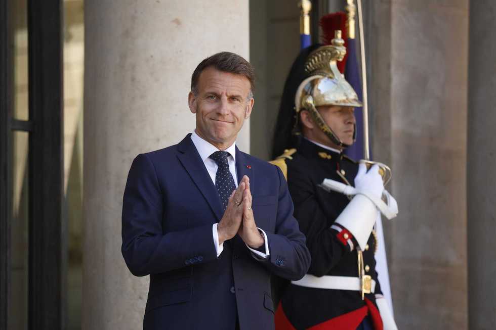 Caro Macron, pacifista a suon di atomiche