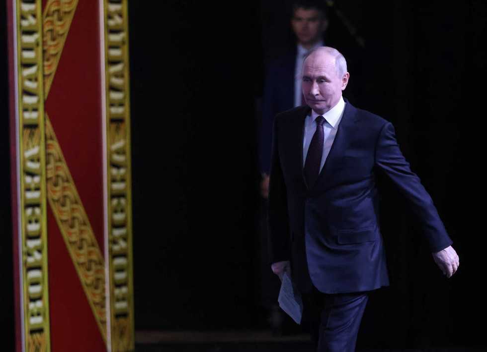 Usa e Iran pronti alla sfida navale. E Putin prova a far da mediatore