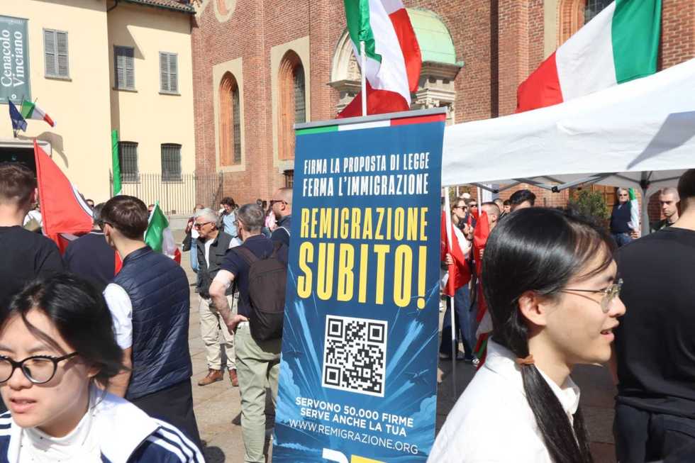 «La remigrazione è neonazista». Crusca e Treccani parlano da antifà