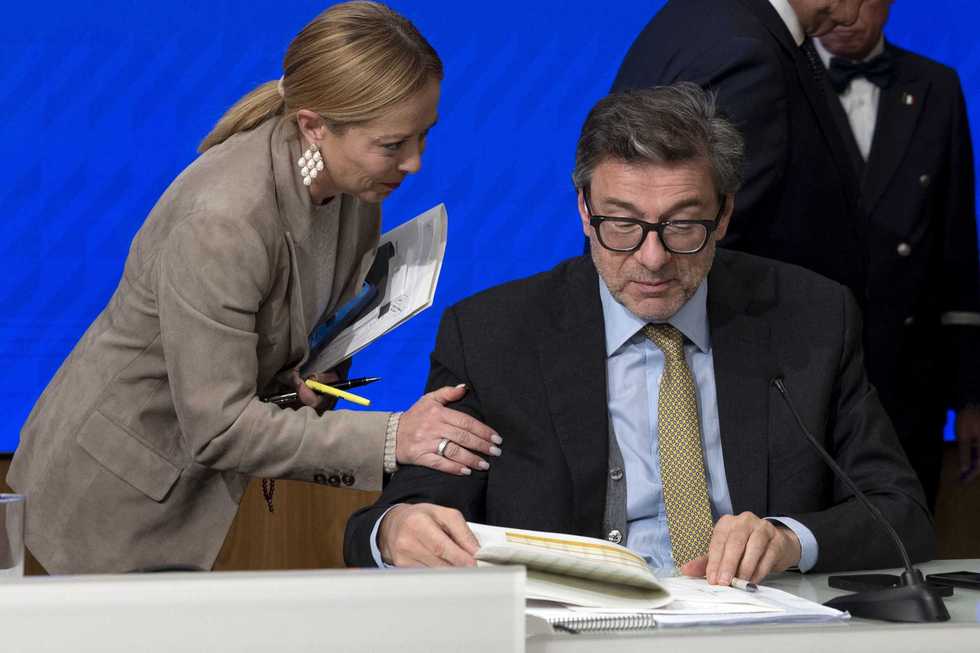 Deficit sforato dello 0,1%. La Meloni: «Paghiamo lo sciagurato Superbonus»