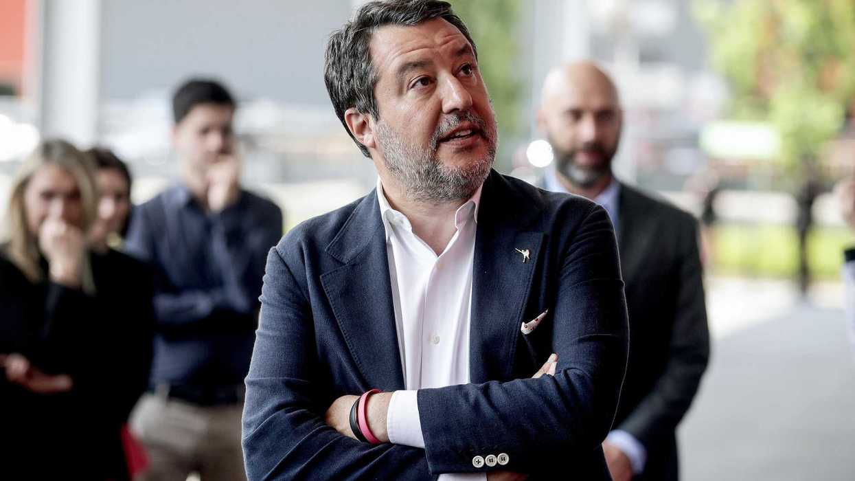 Salvini estende l’allarme al bitume: «Aumentato del 70%, cantieri fermi»