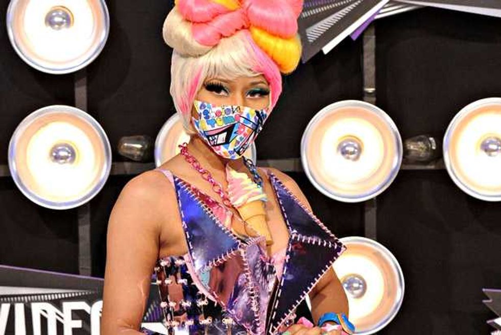 Live At The VMAs: Nicki Minaj's Geometric Dress Outshines Her Non-Video