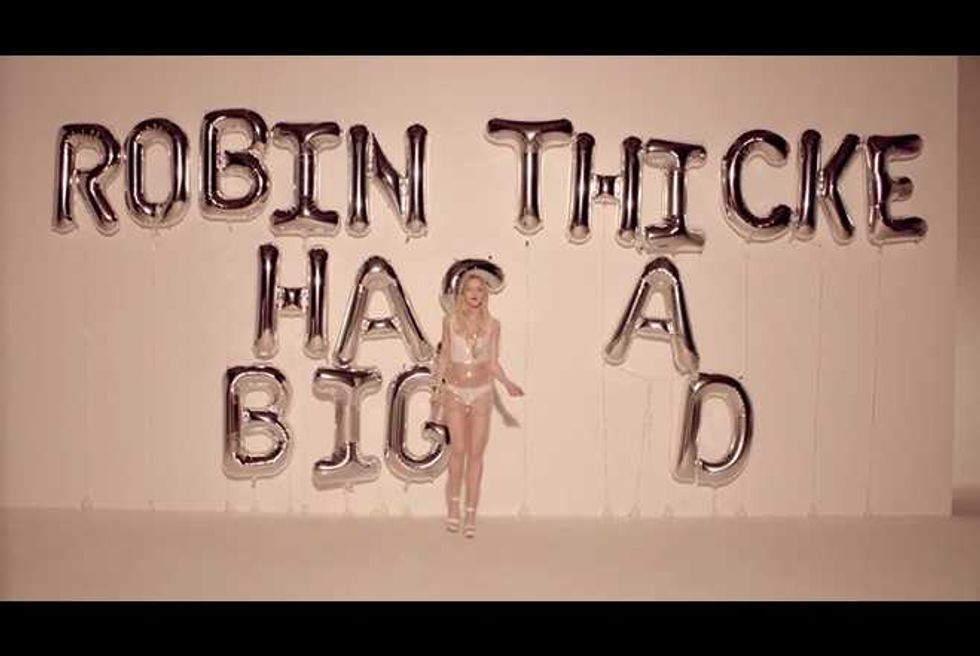 Robin Thicke Just Can't Stop Talking About How Big His Penis Is