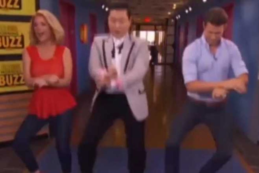 Psy Performs "Gangnam Style" Live, Instructs on How to Do the Horse-Riding Dance