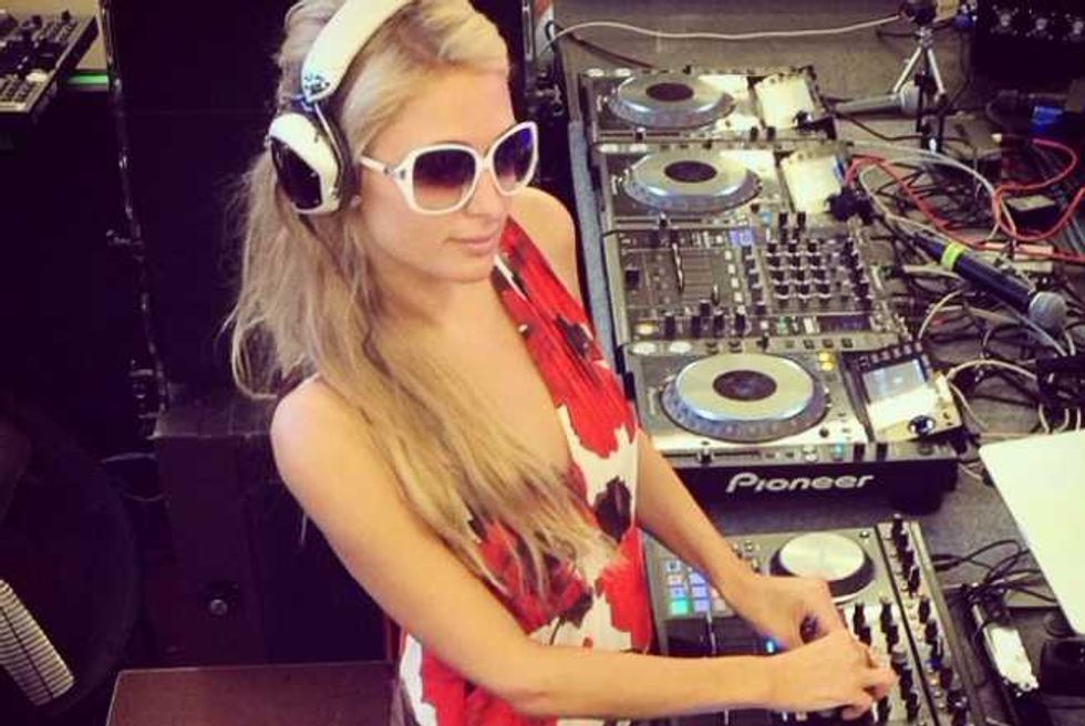Paris Hilton Currently Makes $347,000 An HOUR As a DJ