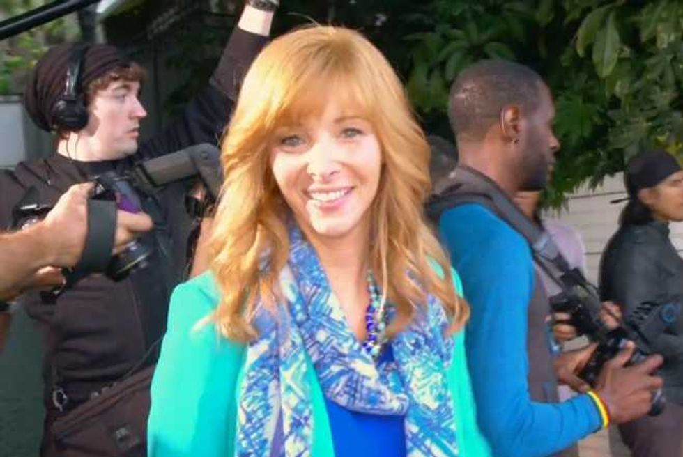 Lisa Kudrow Shines In First Teaser For Season 2 Of 'The Comeback'