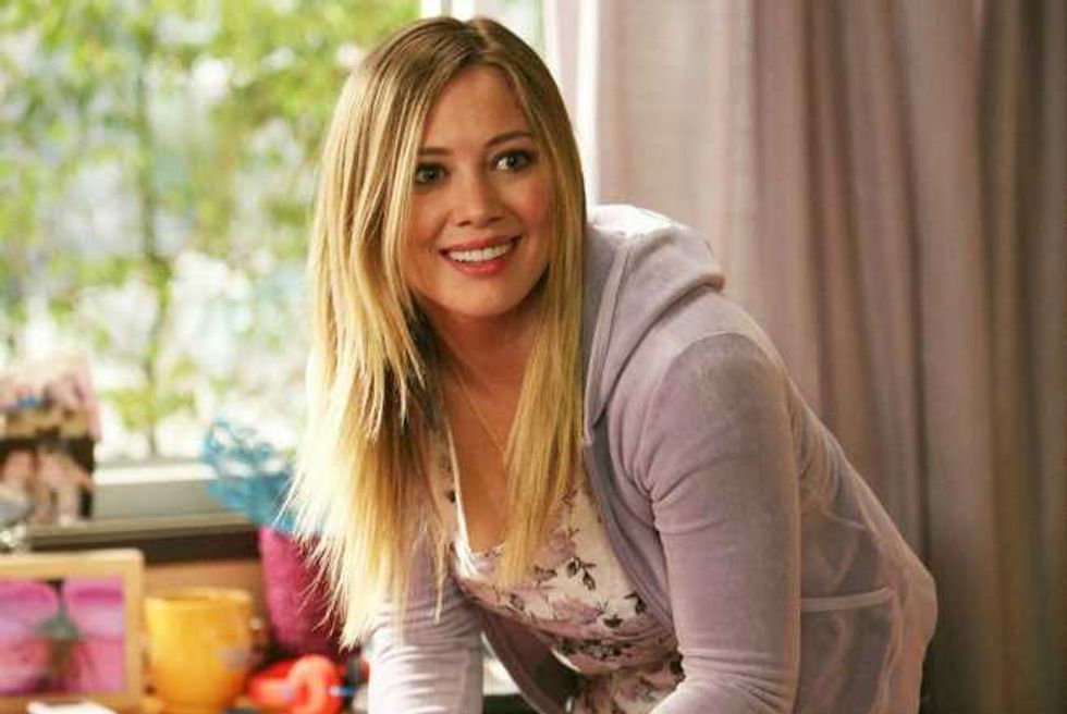 Hilary Duff Signs On For New TV Series From 'Sex & The City' Creator Darren Star