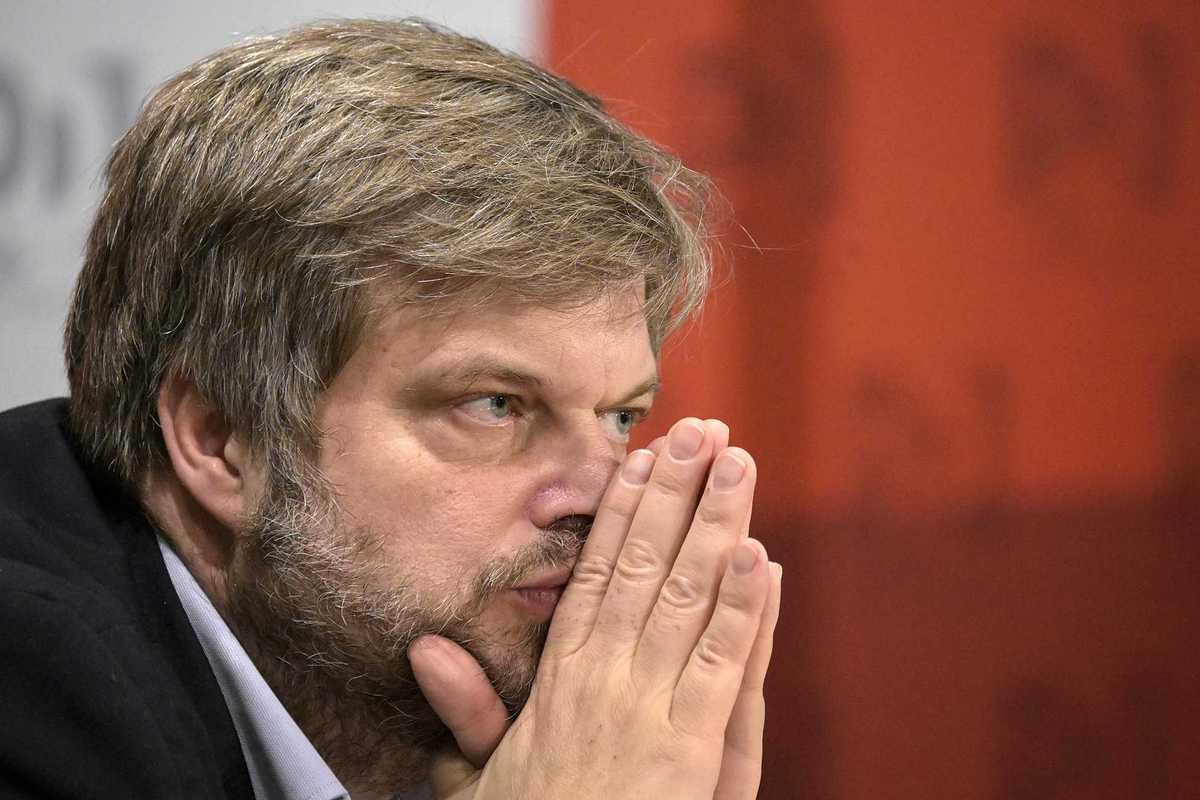 Vescovi e sinistra vogliono i migranti ma non a casa loro