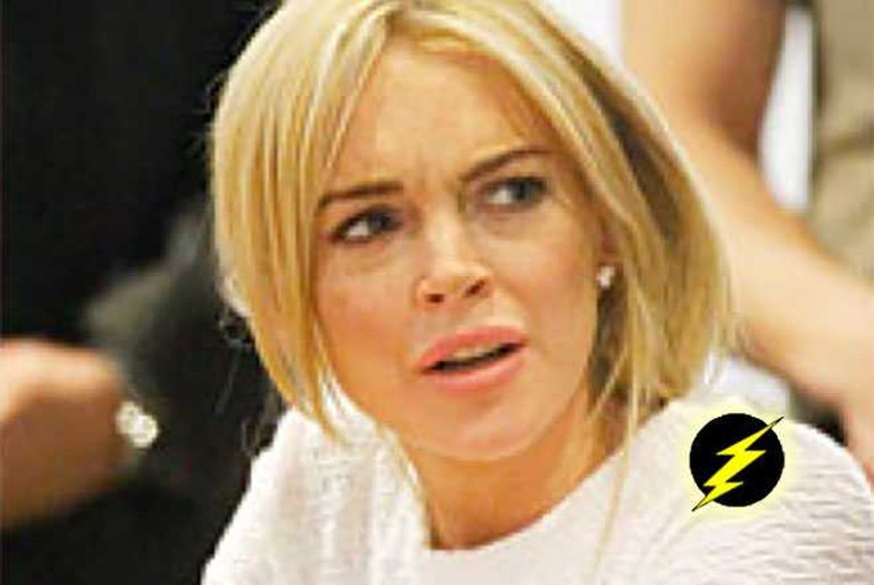 Lindsay Lohan Fails Epically at Photoshop Diet Again, Flaunts Impressive Camel Toe