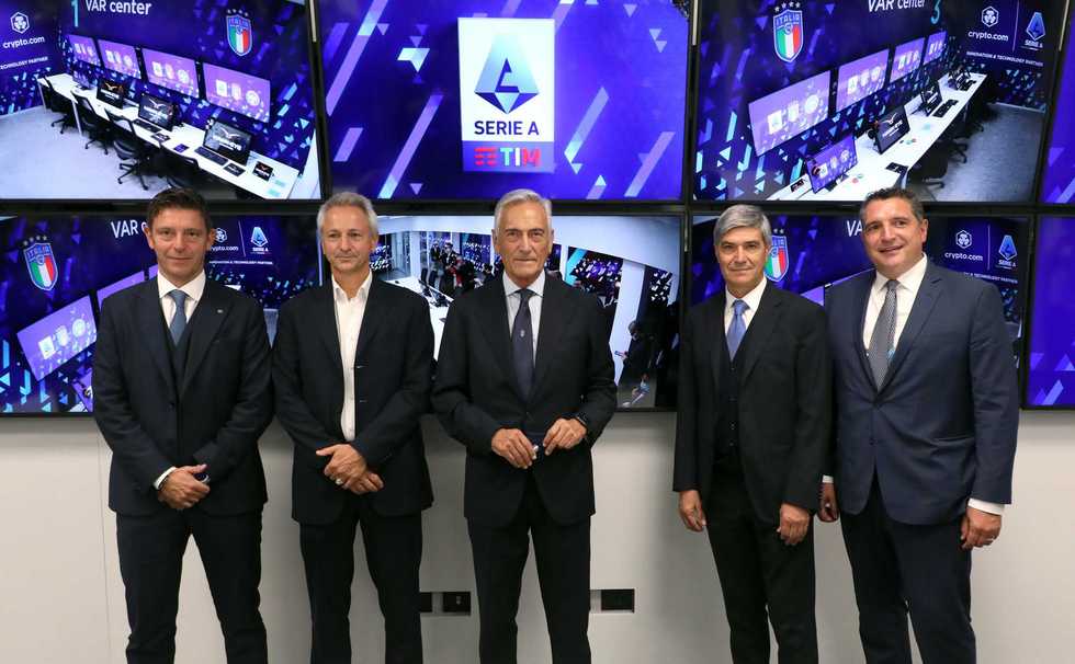 «Puniva o cacciava gli arbitri ribelli». Altre accuse contro il sistema Rocchi