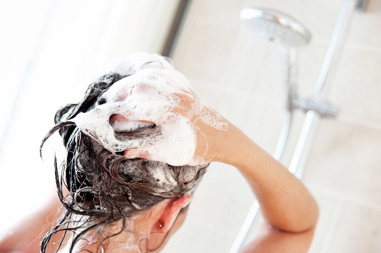 5 Toxic Ingredients In Shampoos And Conditioners You Should Avoid