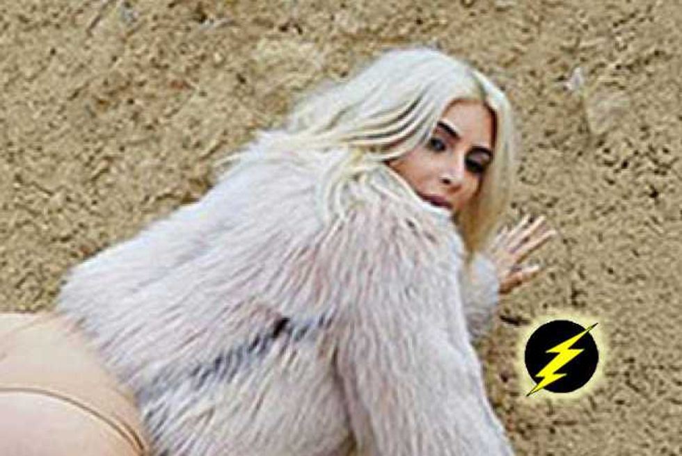 This Photo Surely Proves Kanye West Actually Hates Kim Kardashian