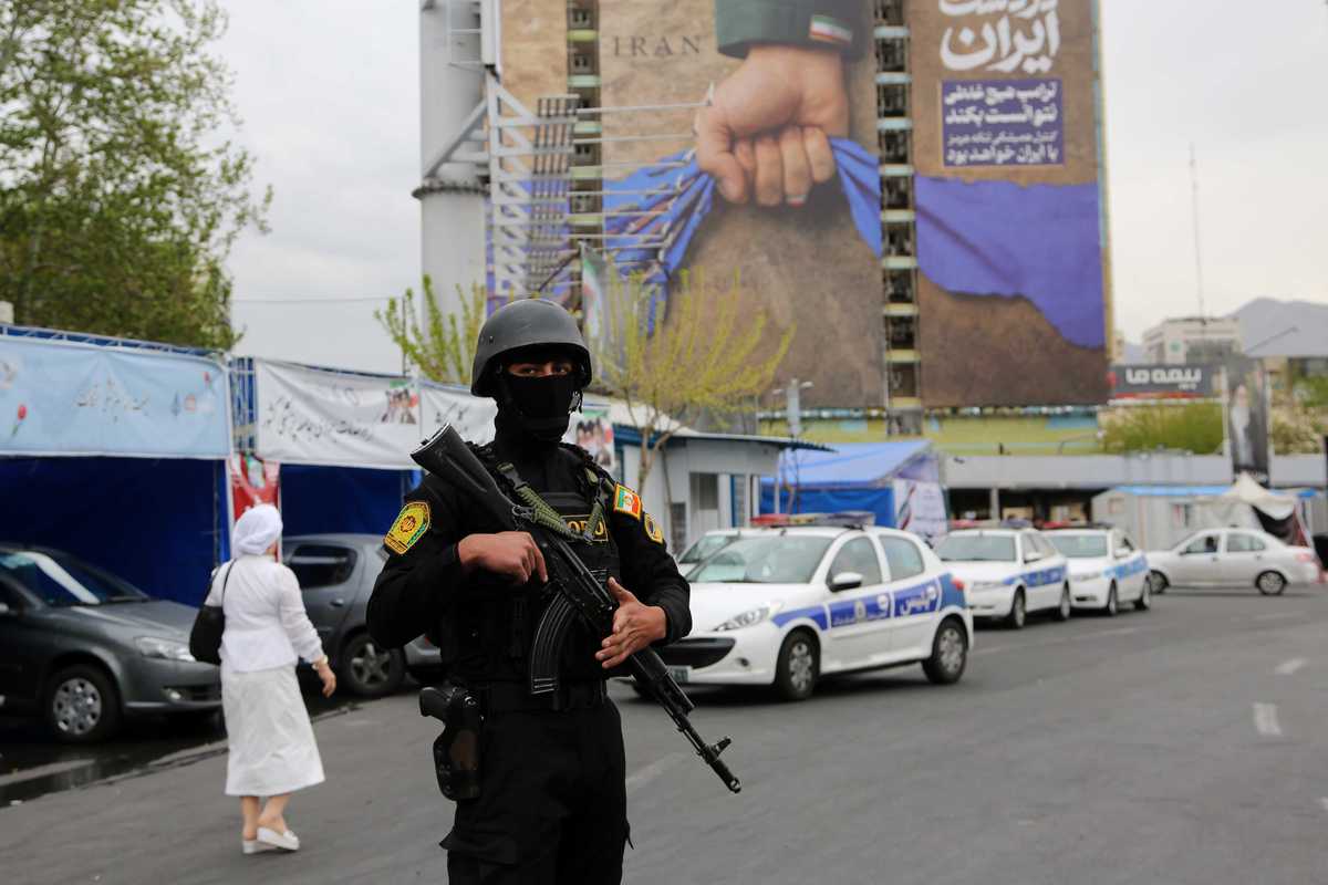 Piano in tre fasi dell’Iran, Trump «valuta»