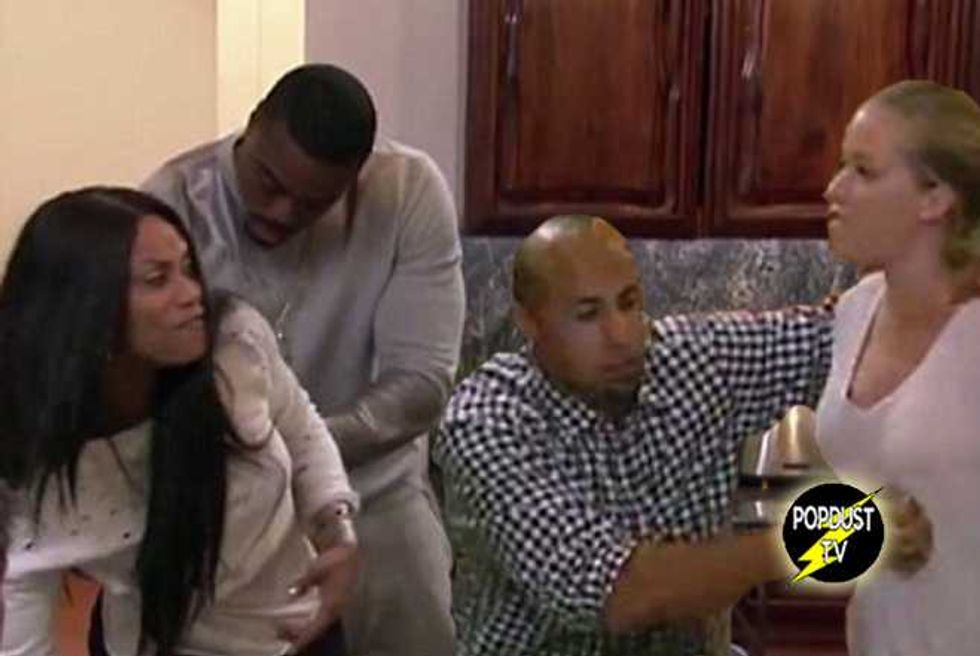 Marriage Boot Camp: Reality Stars—Kendra And Tami Throw Down Over Hank!