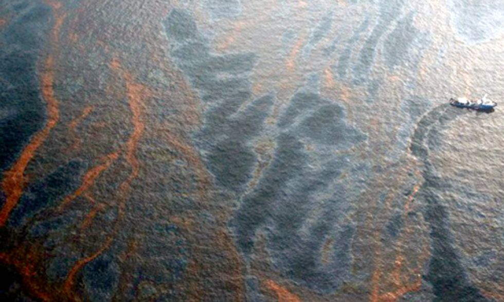 Shell Oil Spill Dumps Nearly 90,000 Gallons of Crude Into Gulf