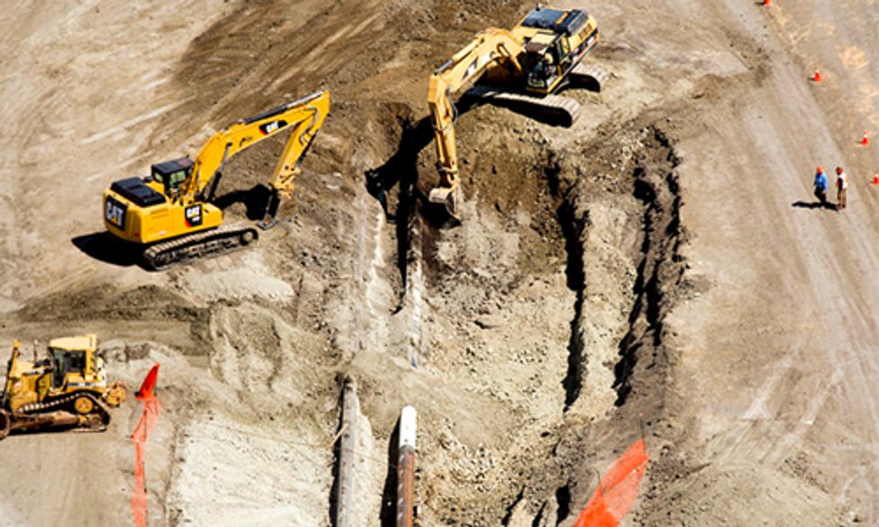 Shell Pipeline Leaks 20,000 Gallons of Oil in California's Central Valley
