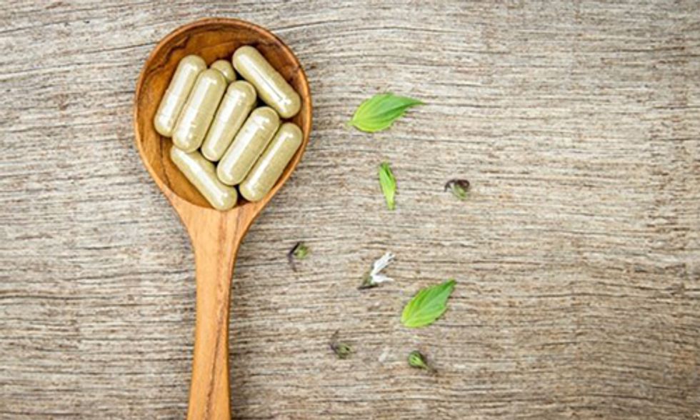 12 Ways This Incredibly Healthy Medicinal Herb Benefits Your Body and Brain