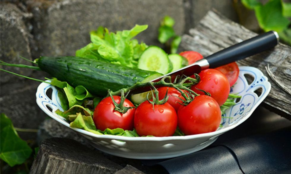 Can Low-Carb Diets Mess With Women’s Hormones?