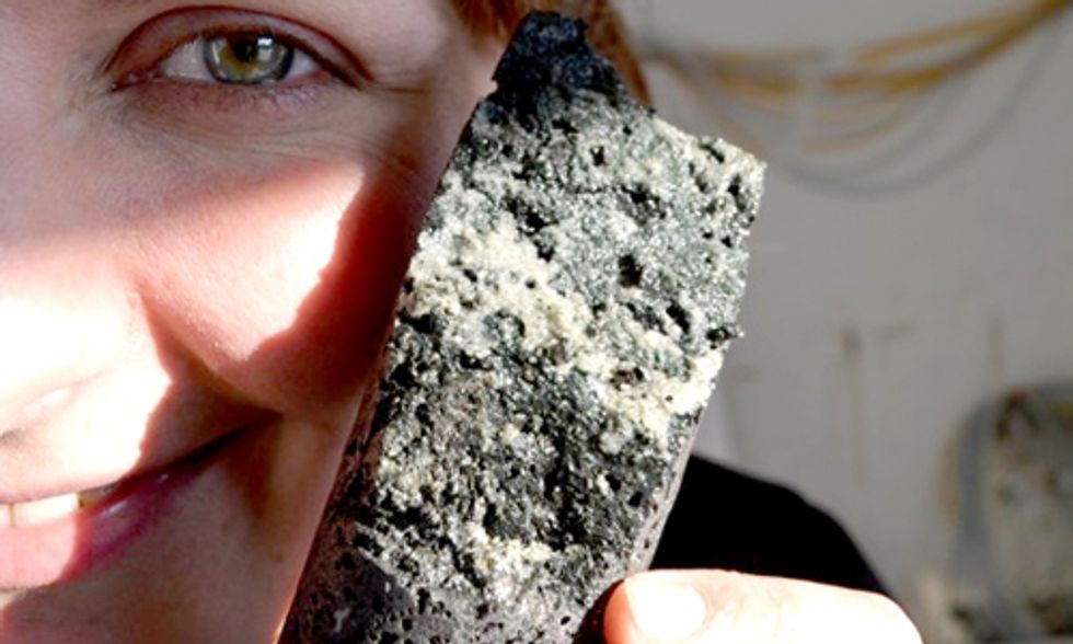 Scientists Turn CO2 Into Solid Rock