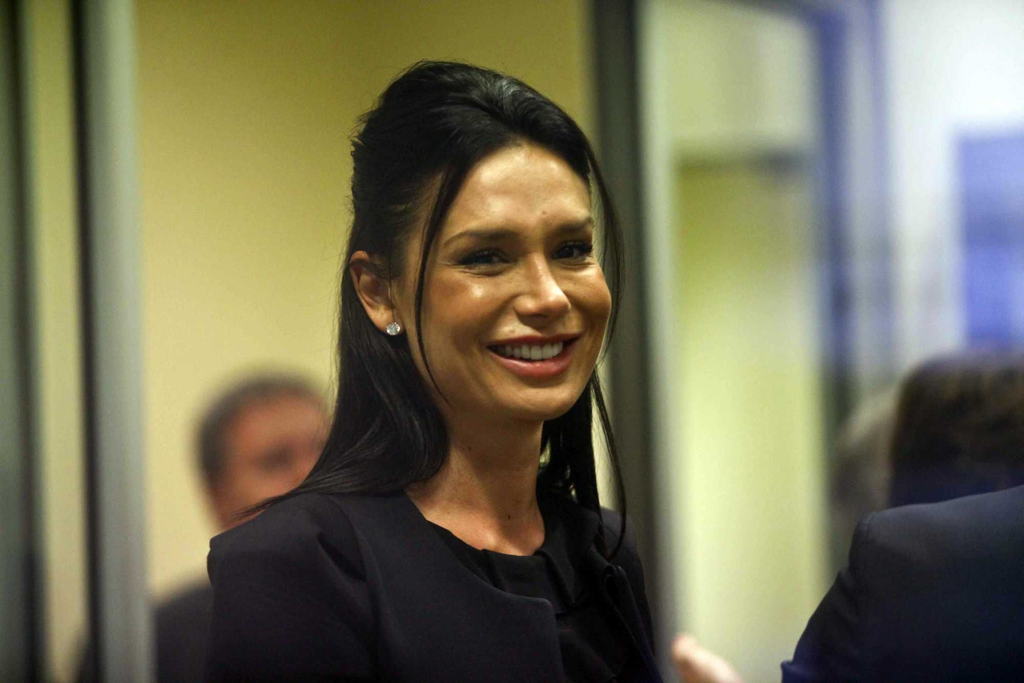 Mattarella, che disgrazia. Ora si pente della Minetti