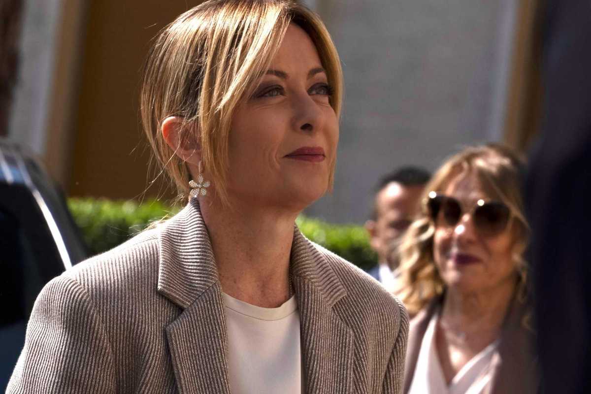 Venezi: «La Fenice dovrà chiarire». E la Meloni smonta il «Corriere»