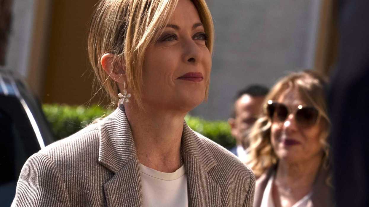 Venezi: «La Fenice dovrà chiarire». E la Meloni smonta il «Corriere»