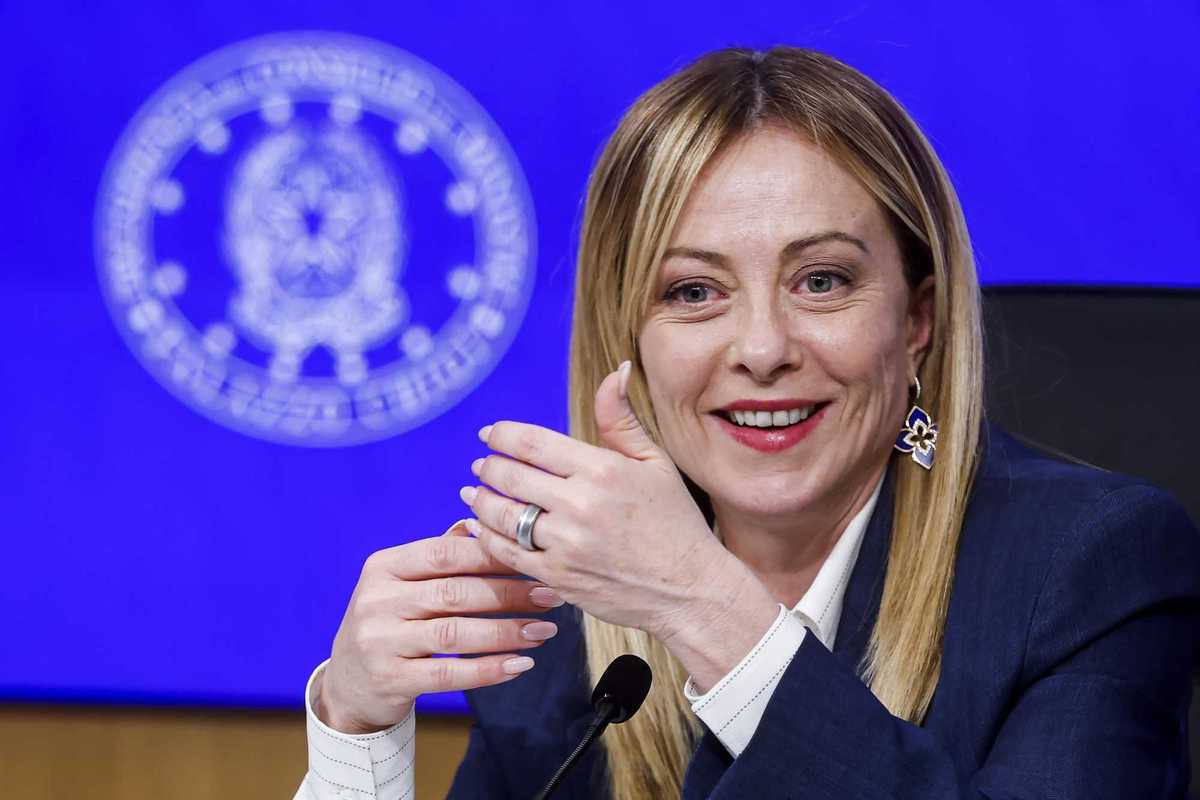 Scostamento, Meloni si tiene le mani libere e taglia di nuovo le accise sul gasolio