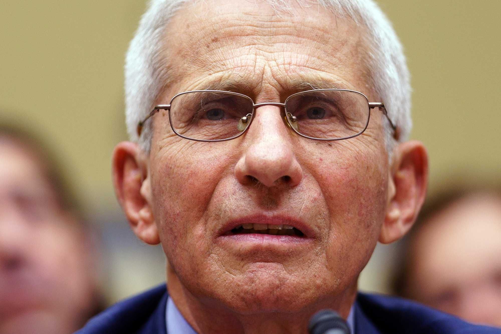 Nei guai l’uomo di Fauci: celati dati sul Covid