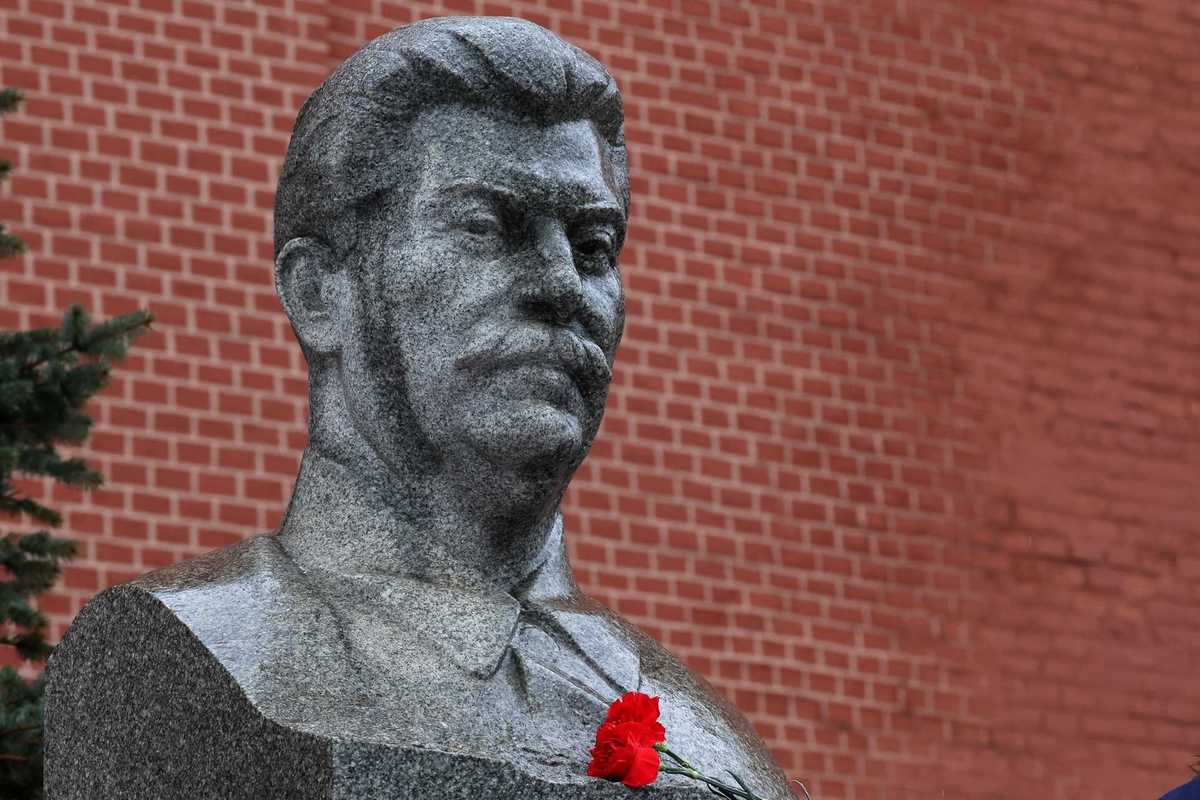 L’unico fascismo in vita si è travestito da antifascismo