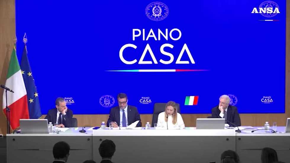 Meloni: «Con il Piano casa rigenerati 60.000 alloggi popolari»