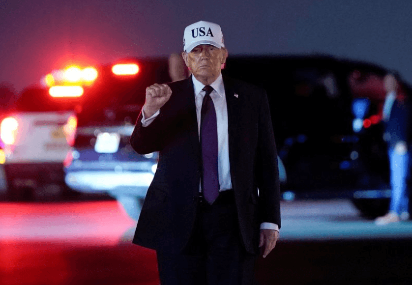 'Critical Deadline': More Republicans Breaking Ranks Over Trump's Unpopular War