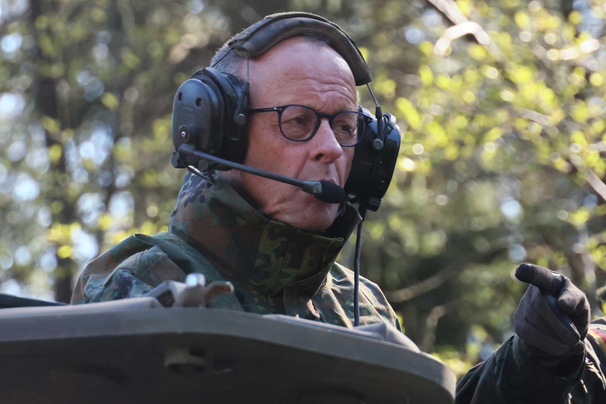 L’ira di Trump si abbatte su Merz. Via 5.000 marines dalla Germania