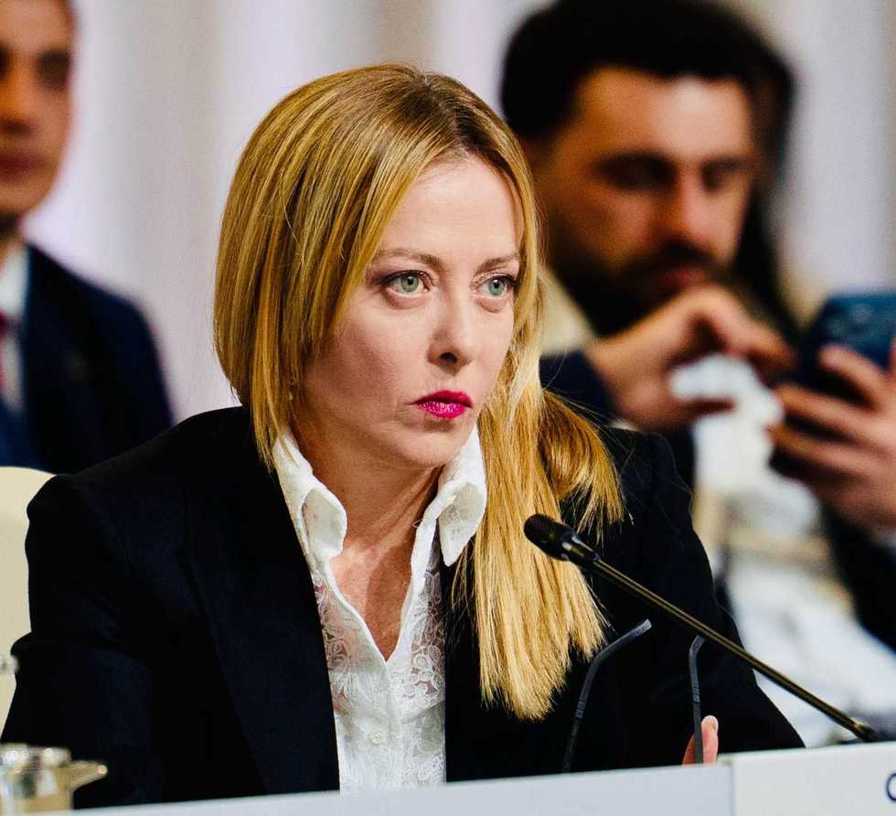 Crisi, Meloni: «Non è solo un insieme di problemi. È un sistema dove ogni crisi alimenta l'altra»