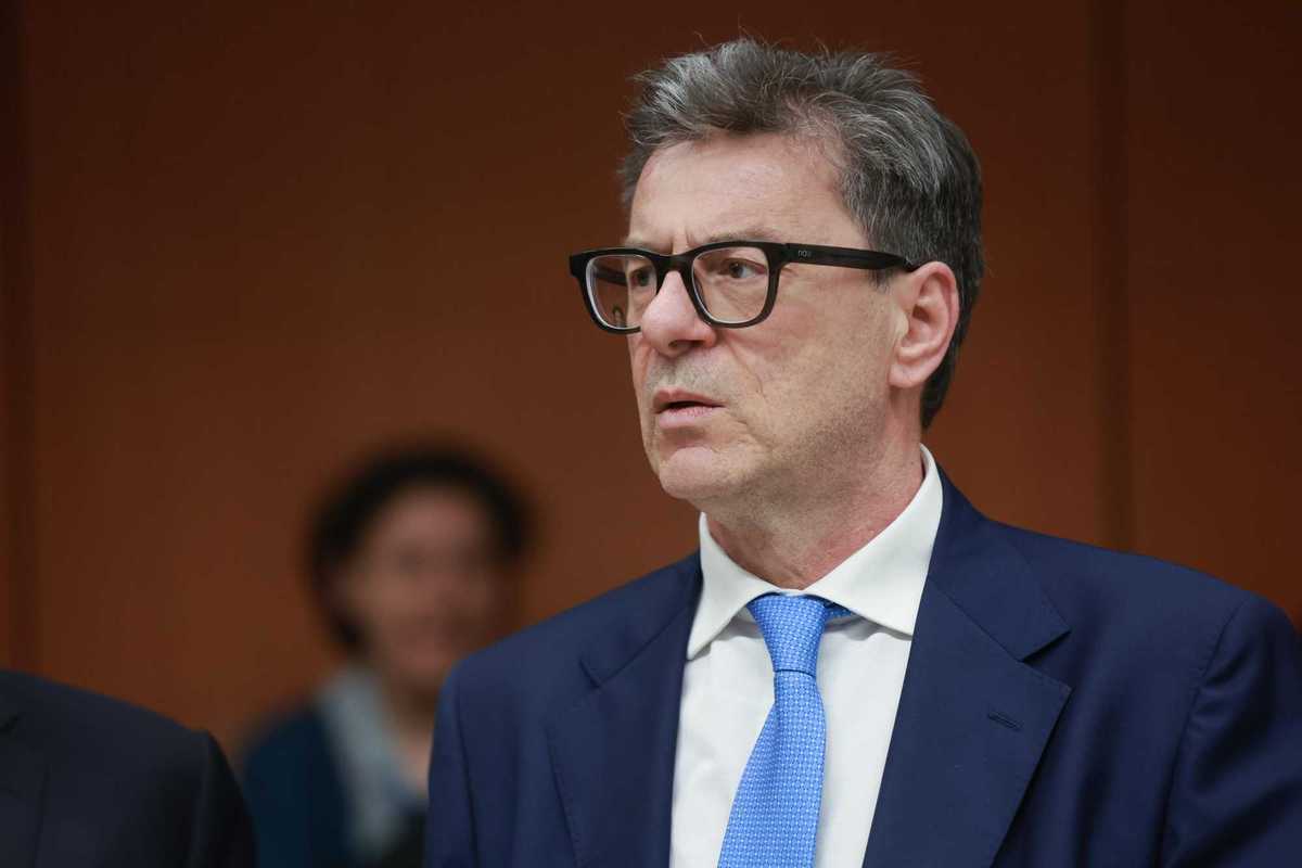 L’Ue perde tempo, Giorgetti si ribella: «Subito la clausola di salvaguardia»