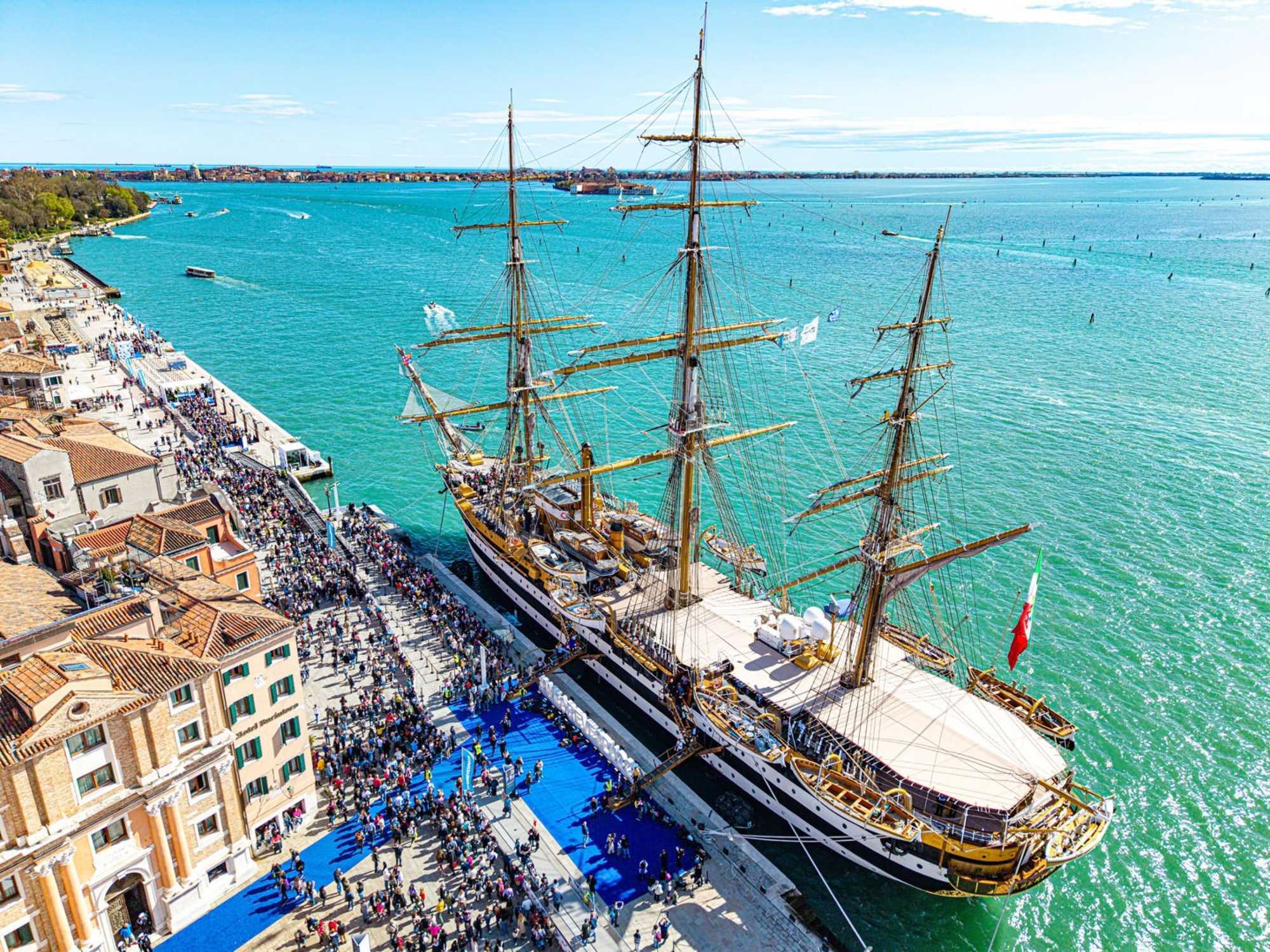 L'«Amerigo Vespucci» verso gli Usa per i 250 anni dell'Indipendenza