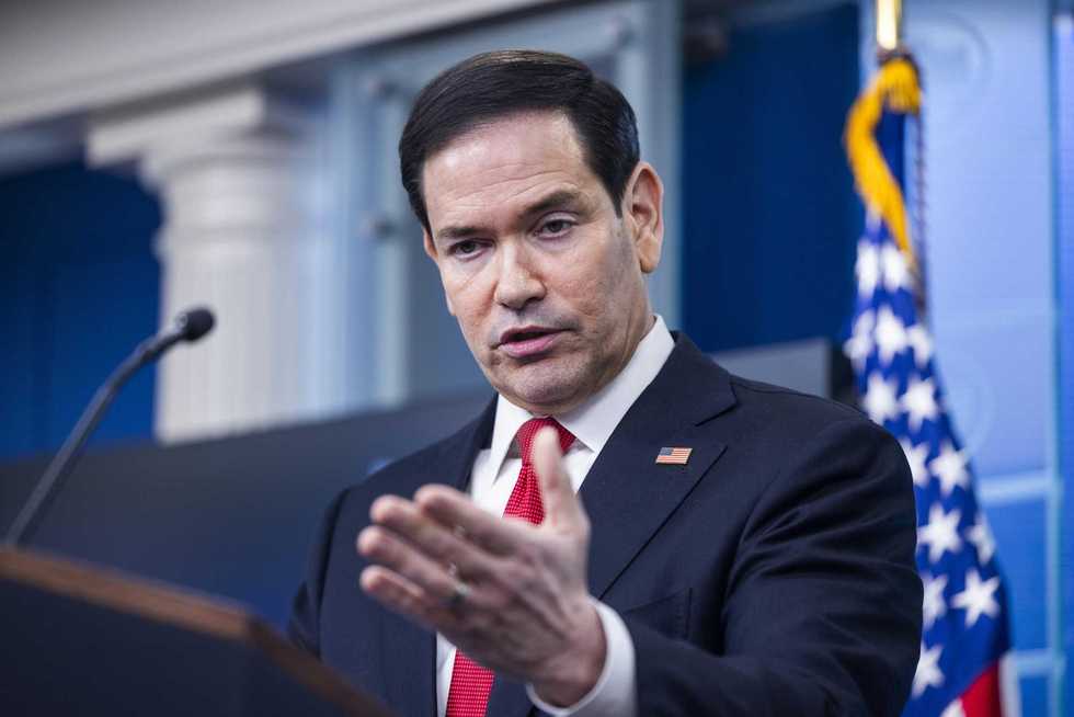 Trump inguaia Rubio attaccando Leone. In mezzo c’è Parolin