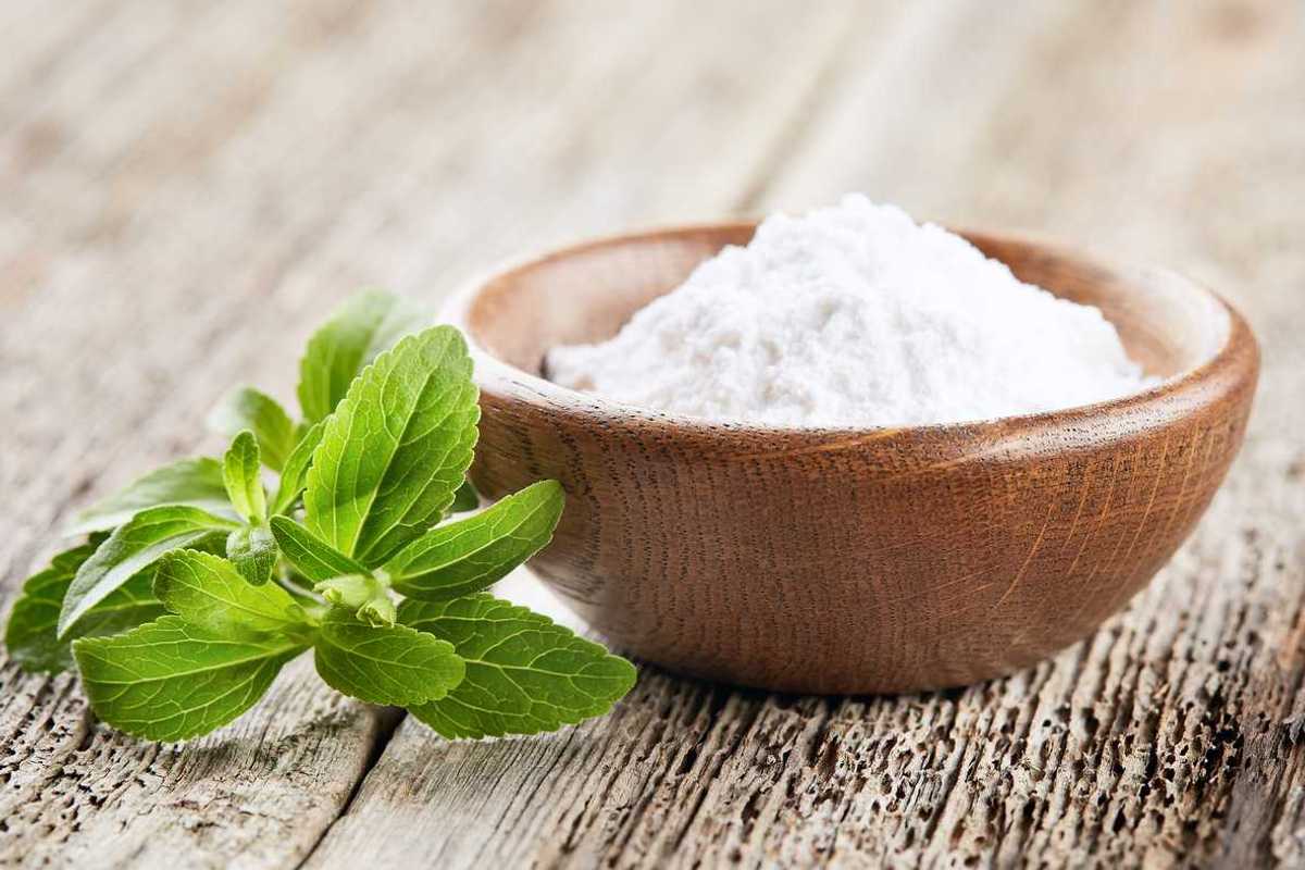 Stevia, l’ultima arrivata tra gli edulcoranti. L’alternativa allo zucchero dolce e non calorica