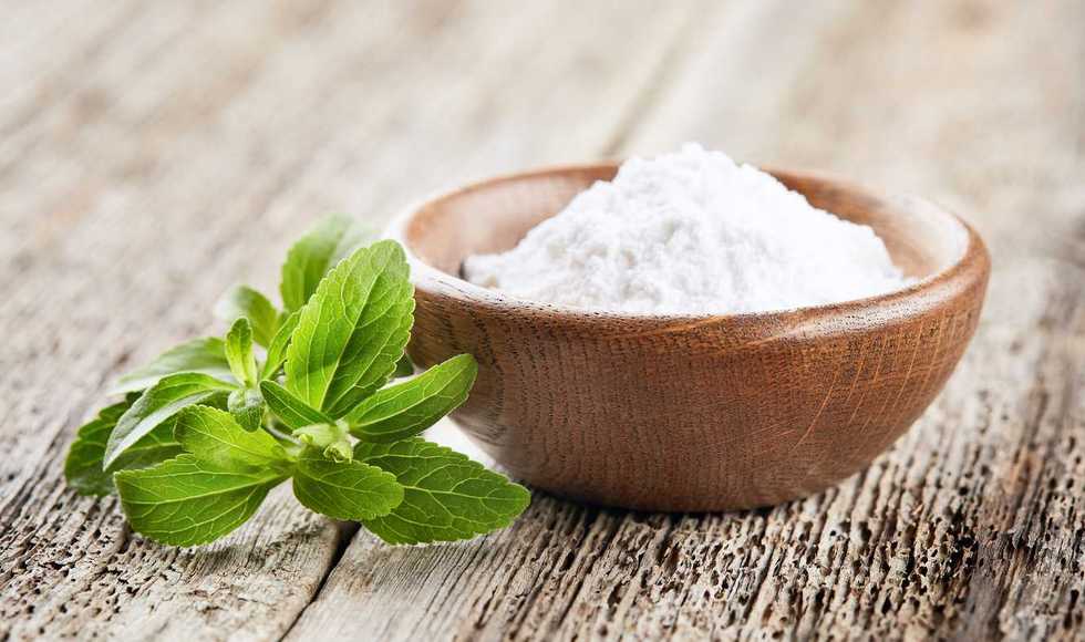 Stevia, l’ultima arrivata tra gli edulcoranti. L’alternativa allo zucchero dolce e non calorica