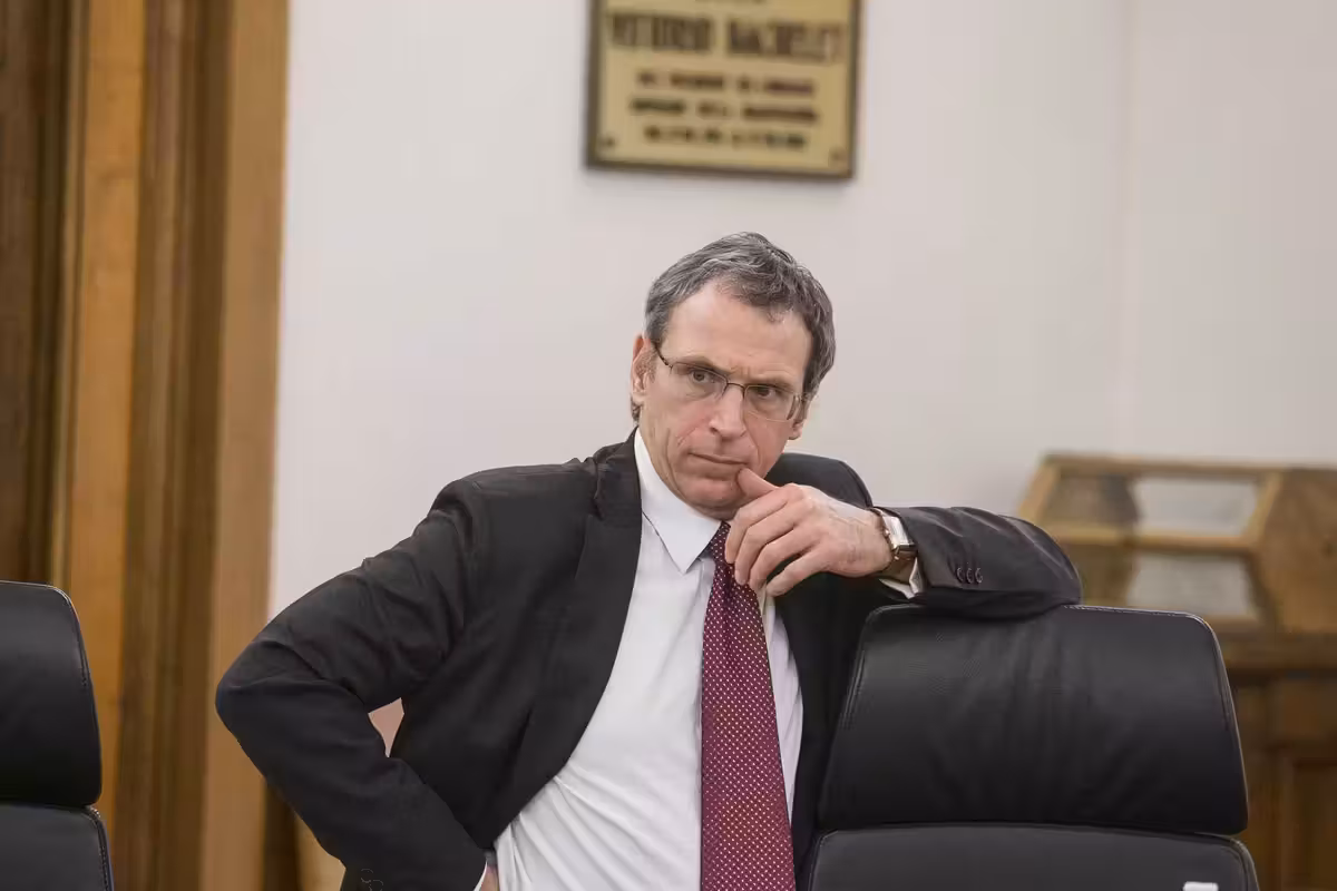 Il magistrato, la moglie (picchiata) e l’amante: il triangolo hard di Fresa