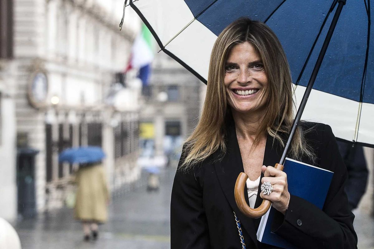 Vannacci imbarca i delusi e decolla. Il centrodestra non lo sottovaluti