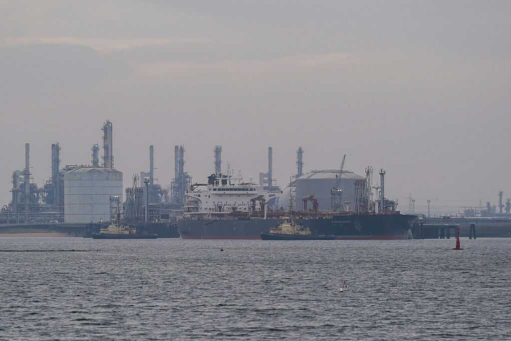 Petrodollaro, così la crisi di Hormuz sfida il primato americano