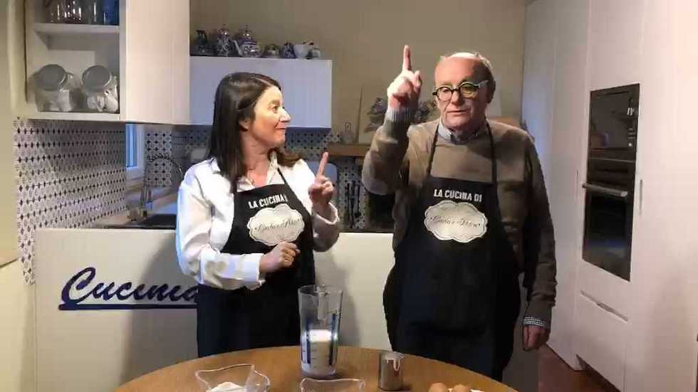 Cuciniamo insieme | Torta croccante di fragole e crema