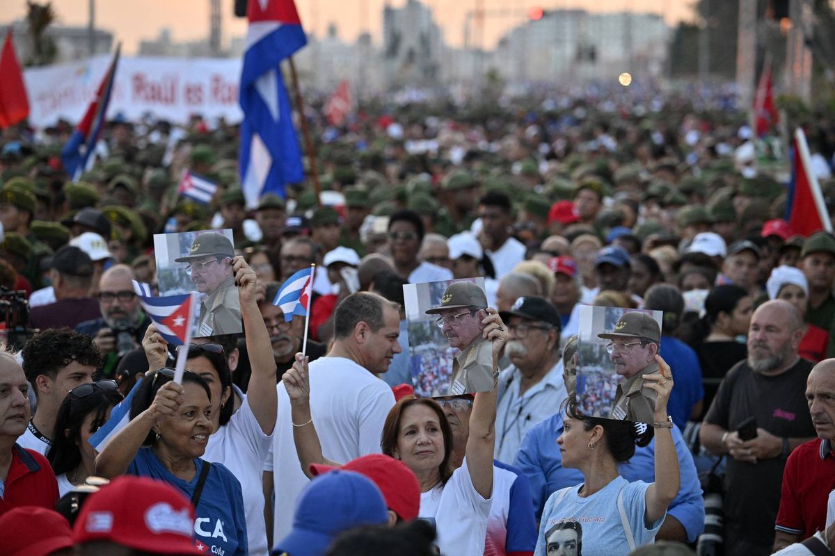 Tens of Thousands Rally in Havana Against US Aggression as Cuba Prepares ...