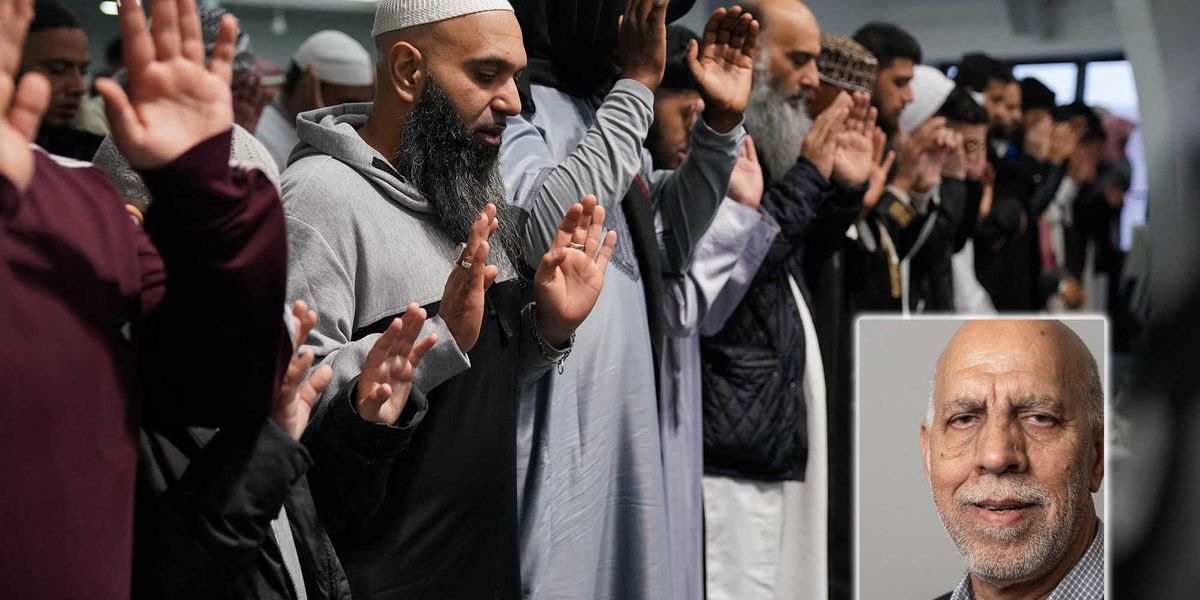 il nuovo sindaco musulmano della seconda citt224 inglese si porta l8217imam in consiglio da Laverita.info il nuovo sindaco musulmano della seconda citt224 inglese si porta l8217imam in consiglio