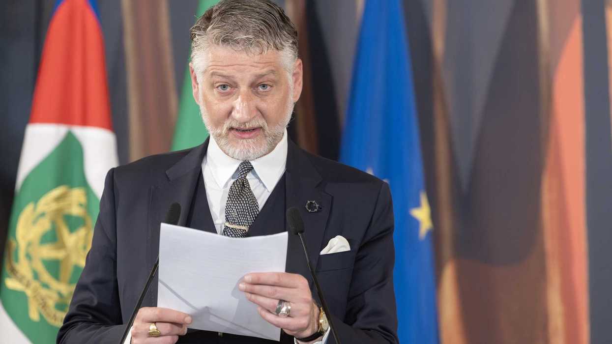 Giuli non si dà pace: «Buttafuoco sbaglia a citare Mattarella»