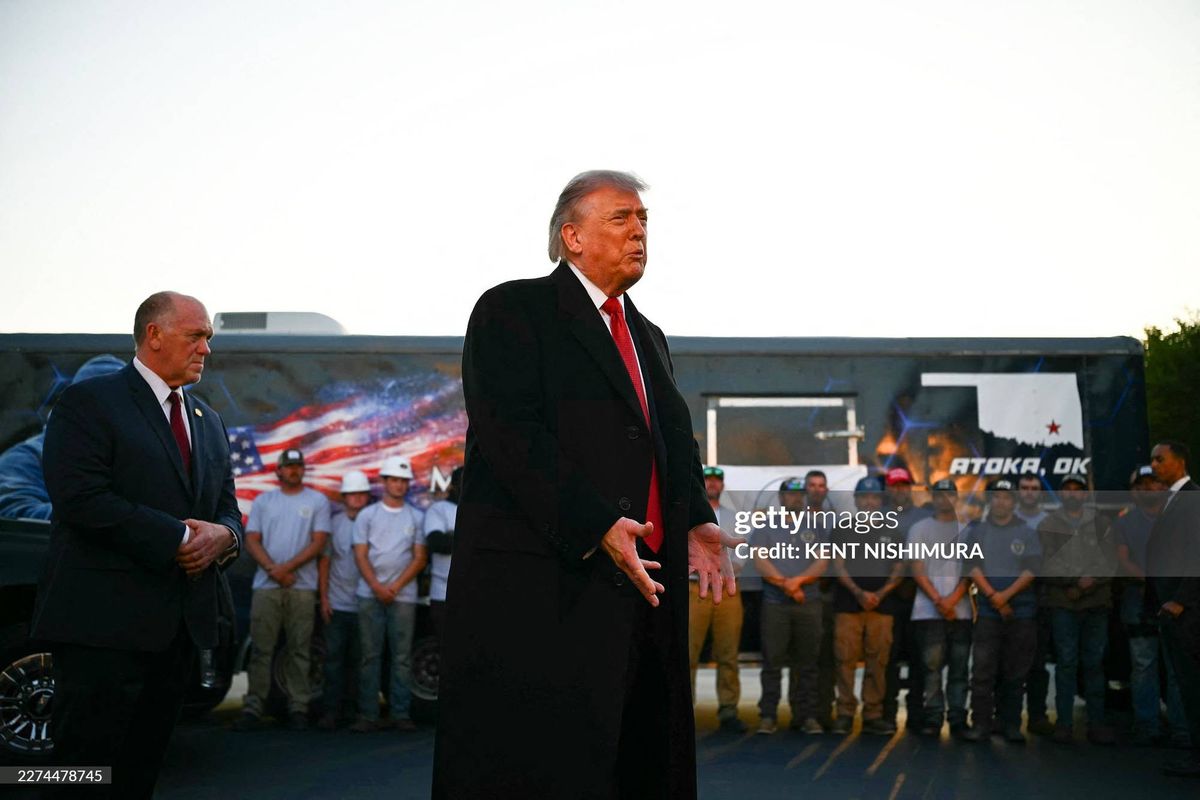 Trump Super PAC to Hold $1 Million-Per-Plate Fundraiser as Hunger Surges
